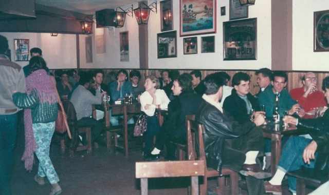 La storia del Pellicano, pi antico pub di Bari: In via Montegrappa una tana affumicata